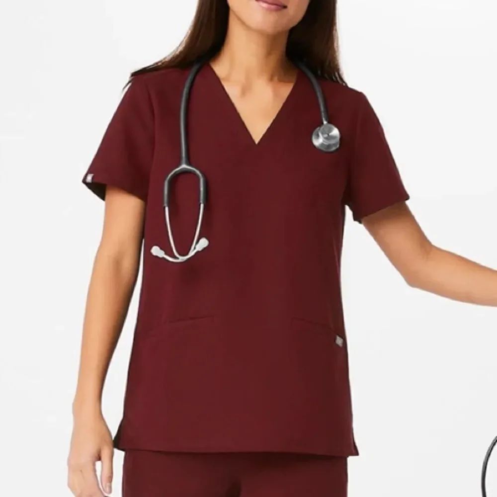 FIGS Casma Three-Pocket Scrub Top Burgundy Women’s Size Large